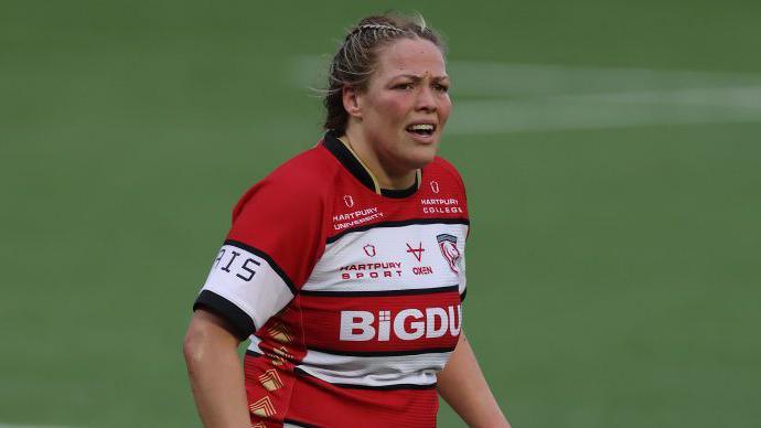 Kelsey Jones in action for Gloucester-Hartpury