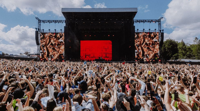 Crowds at Manchester's Parklife festival in Heaton Park