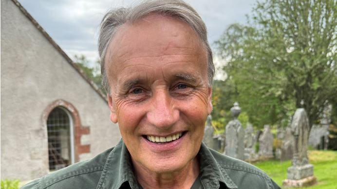 Alasdair Foirbeis