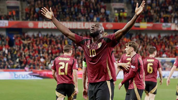 Romelu Lukaku of Belgium celebrates during the the Nations league match between Belgium and the Ukraine