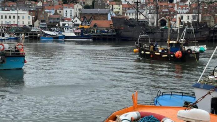 An image of Scarborough's West Pier harbour