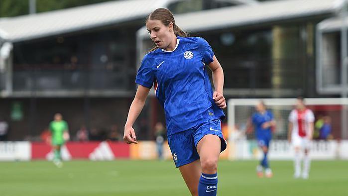 Eva Hendle