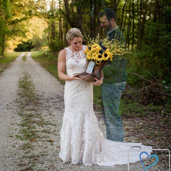 Photographer Mandi Knepp surprised Jessica with a final picture side-by-side with her fiance