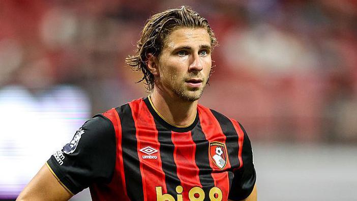 Bournemouth defender Illia Zabarnyi