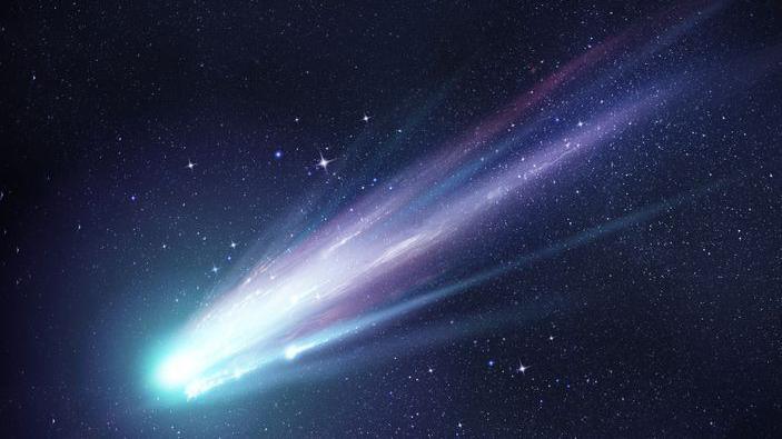 Illustration of a super bright comet.