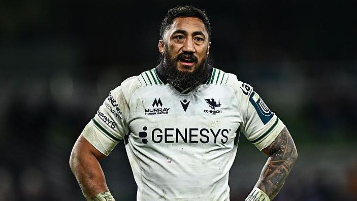 Bundee Aki