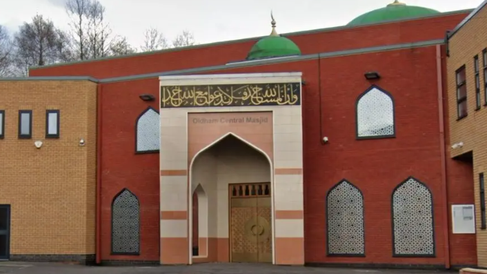 An exterior shot of Oldham Central Mosque