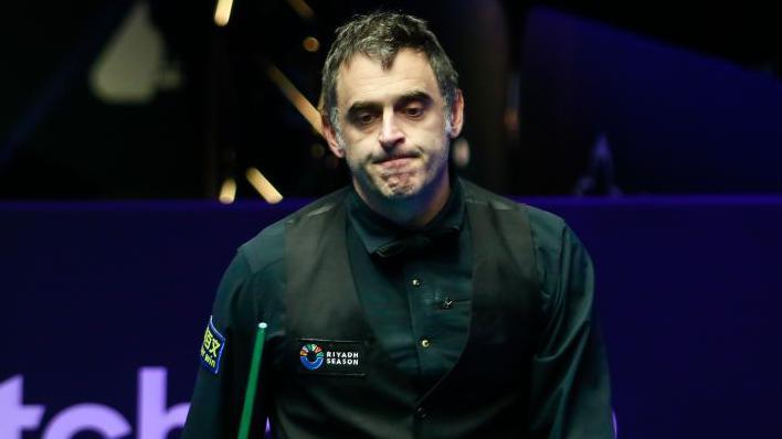 Ronnie O'Sullivan: Seven-time world champion out of English Open after  defeat to He Guoqiang - BBC Sport