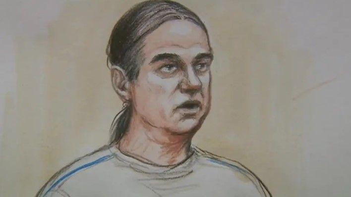 A court drawing of Matthew Tearle. He is a man with long hair in a pony tail, wearing a white t-shirt with a blue stripe on the shoulders.