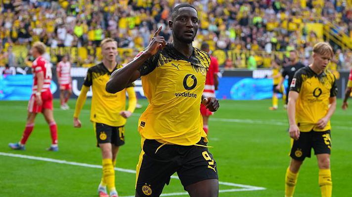Serhou Guirassy celebrating for Borussia Dortmund