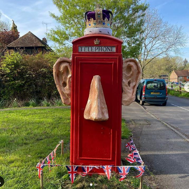 Telephone box, Compton 