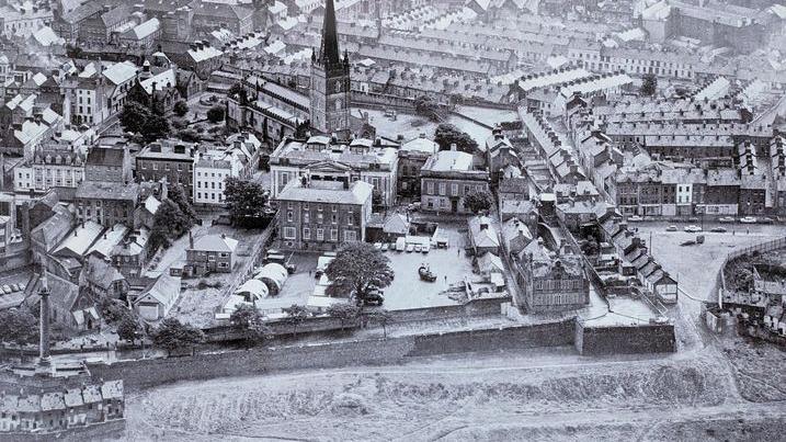 Nailors Row, a street close to the walls in Derry, which was demolished in the 1970s