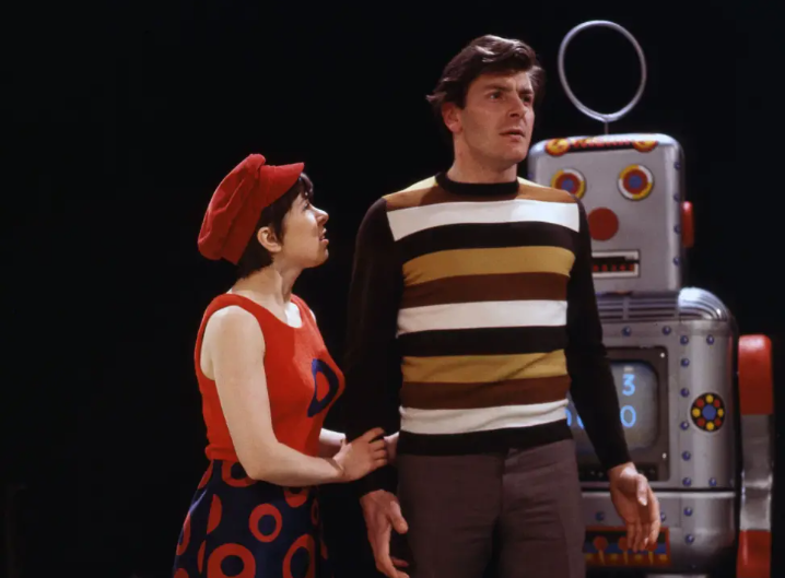 Dodo (Jackie Lane) and Steven (Peter Purves) wearing 1960s fashions