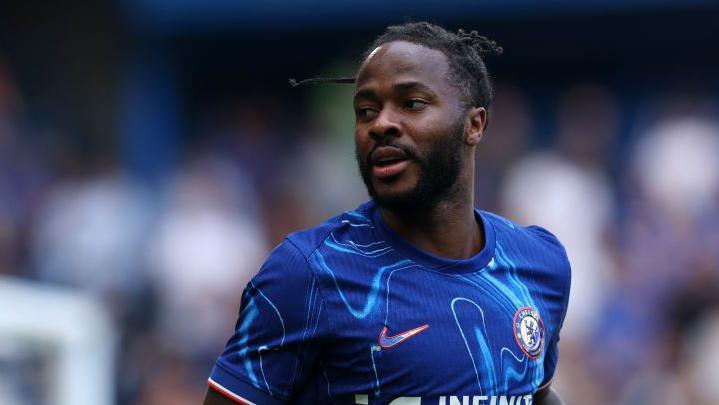 Raheem Sterling playing for Chelsea