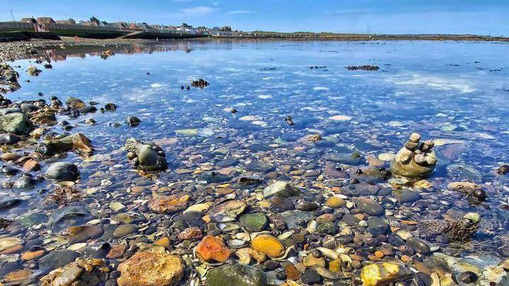 Pebble stoned in the water of Minnis Bay