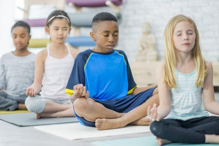 Children-in-meditation-poses