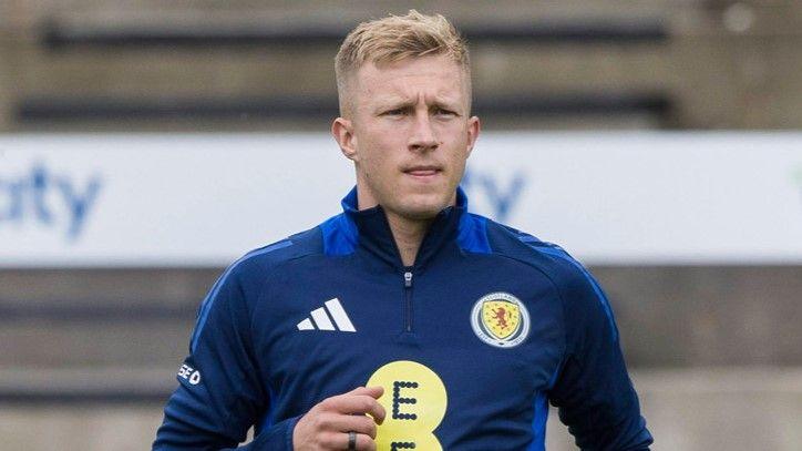 Ross McCrorie training with Scotland 