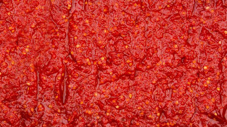 close-up picture of tomato sauce.