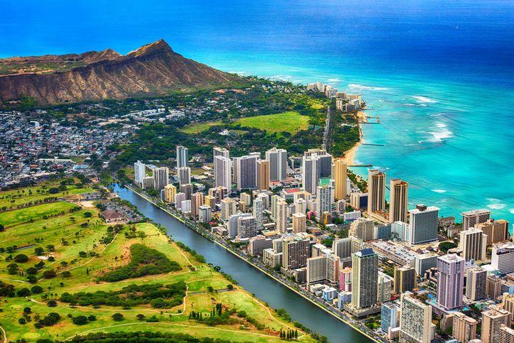 The coastline of the Waikiki area 