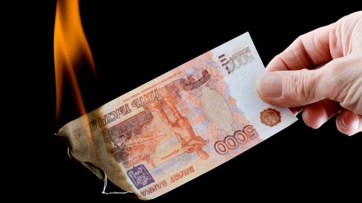 Burning rouble