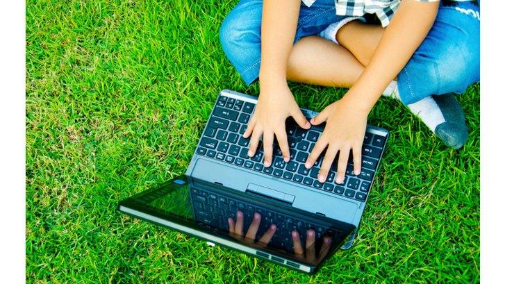 child on laptop