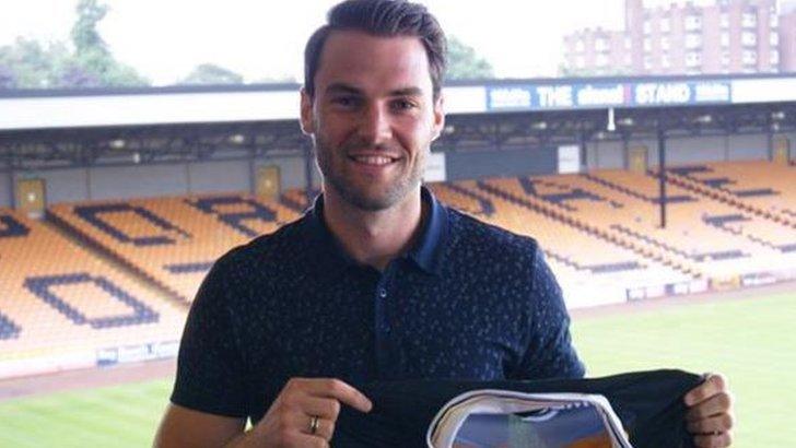 Port Vale's first 2016 summer signing, MVV Maastricht defender Kjell Knops