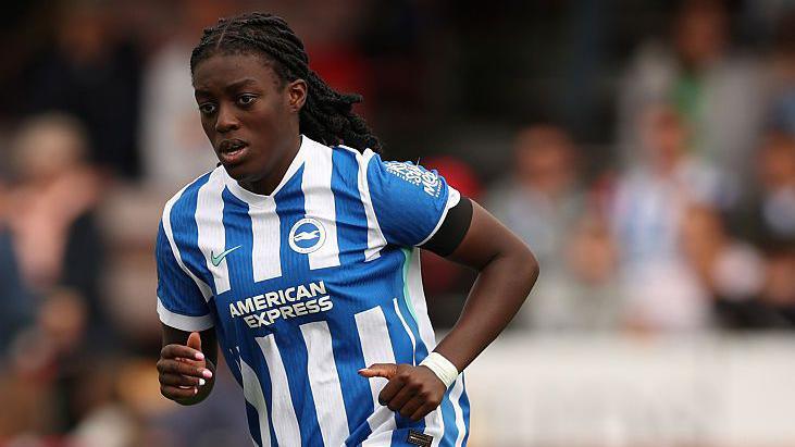 Michelle Agyemang playing for Brighton.