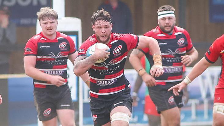 Cornish Pirates in action
