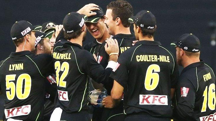 Australia celebrate against England at the MCG