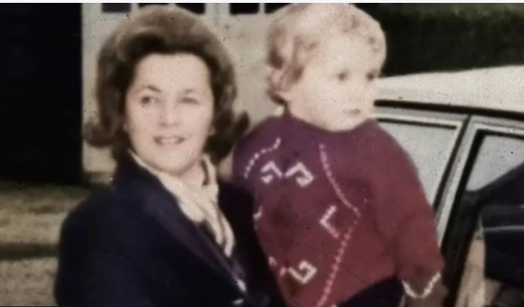 Renee NicRath agus a mac Anndra