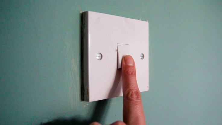 Turning off light switch