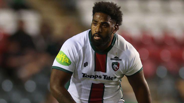 Tim Hoyt playing for Leicester Tigers