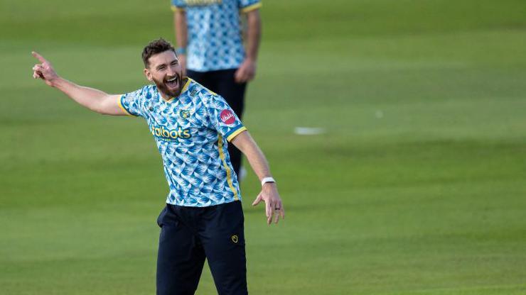 Richard Gleeson celebrates taking a wicket for Birmingham Bears in the T20 Blast