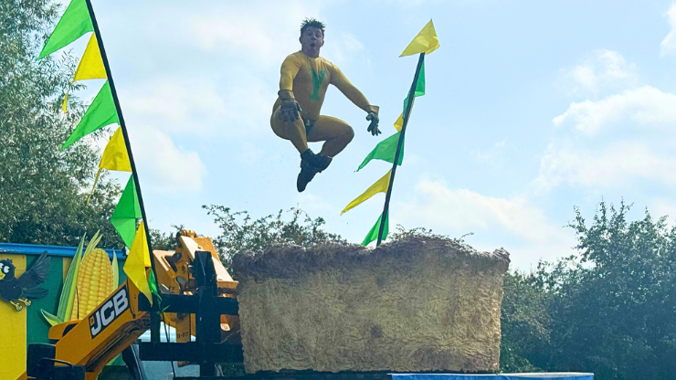 Yorkshireman dive-bombs into a Yorkshire pudding