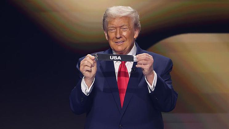 Donald Trump makes the Fifa World Cup draw