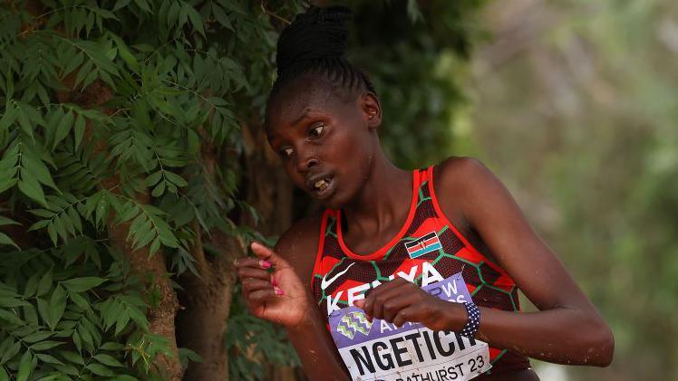Agnes Ngetich running during the 2023 World Cross Country Championships
