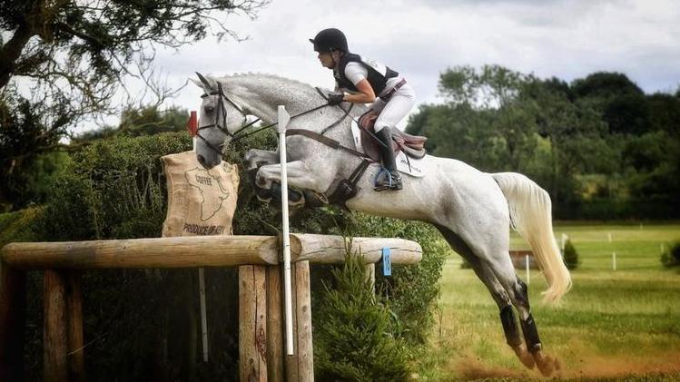 Noor Slaoui on her horse Cash In Hand