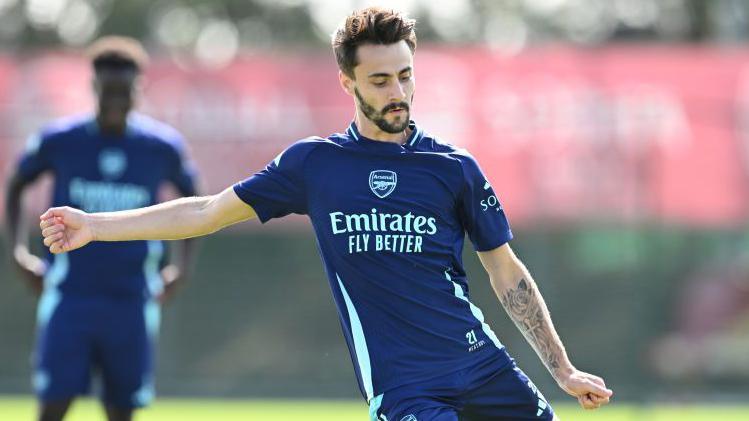 Fabio Vieira in Arsenal training