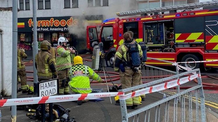 Fire at Farmfoods in Burslem