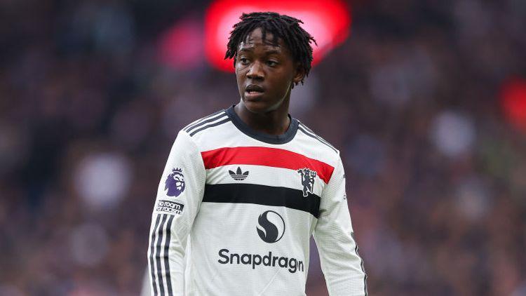 Kobbie Mainoo during Manchester United's goalless draw with Aston Villa in the Premier League on 6 October.