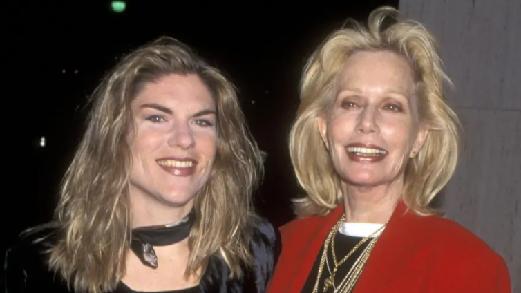 Claire Kellerman agus Sally Kellerman. Dithi bhoireannach bàn.