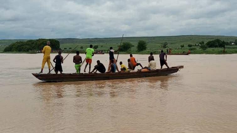 A vessel carrying local divers in Sokoto state, Nigeria
