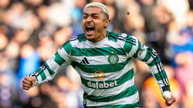 Julian Araujo celebrates with Celtic