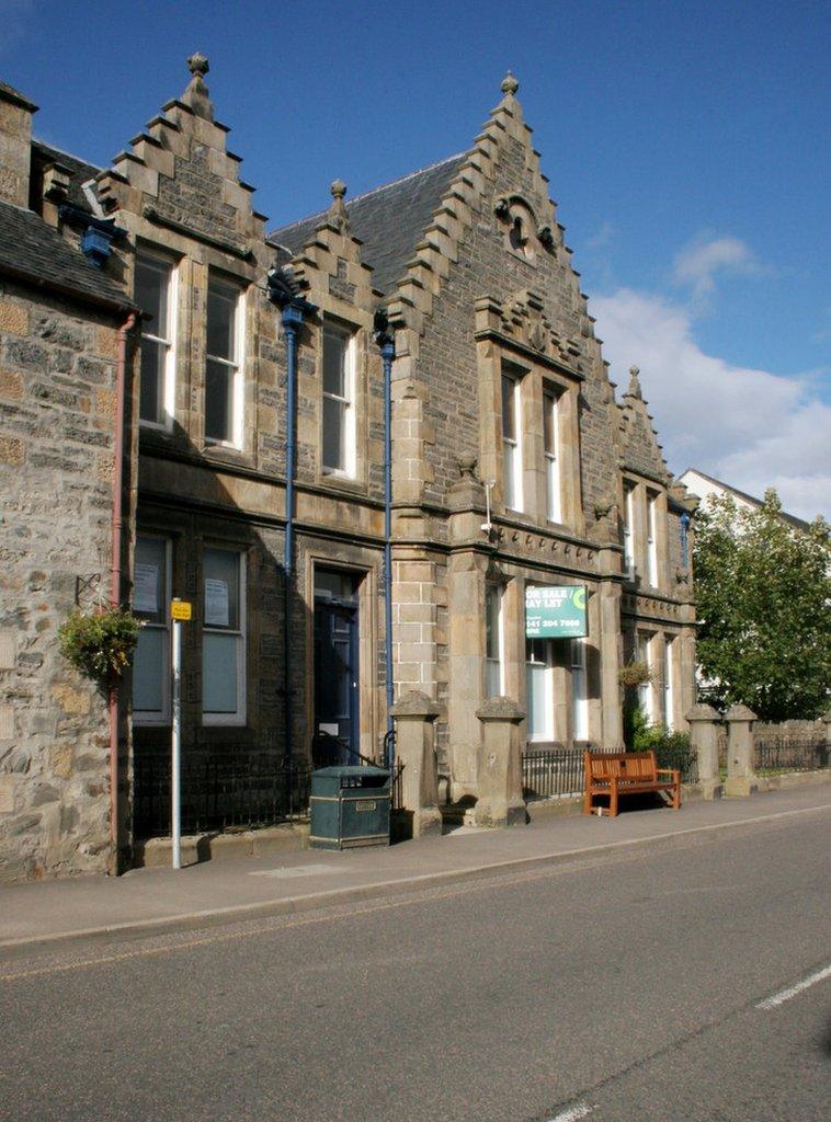 Seann bhanca Cheann a' Ghiùthsaich