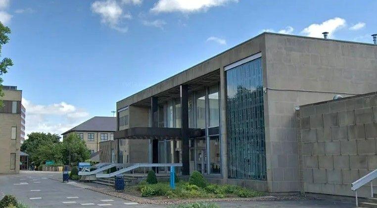 Exterior image of Kirklees Magistrates Court