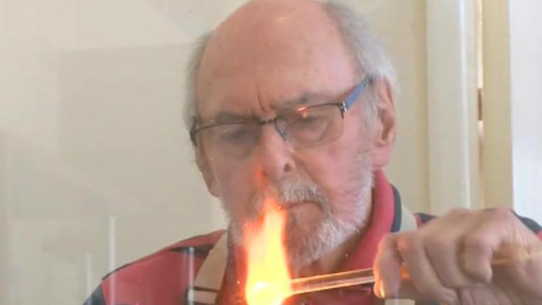 Glass blower Myke Beckhurst