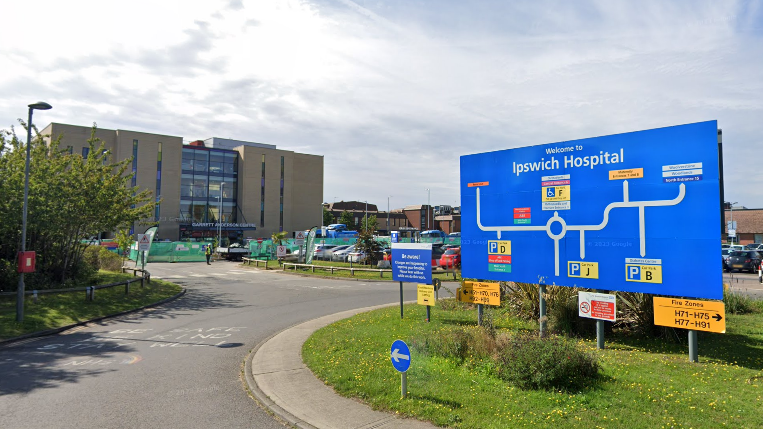 The entrance to Ipswich Hospital