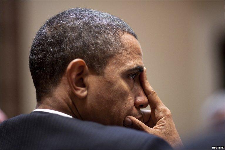 US President Barack Obama meets with Cabinet members and senior administration officials during a meeting on the BP oil spill in the Roosevelt Room of the White House