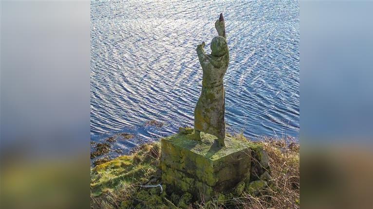 An ìomhaigh is e a' dol bhuaithe