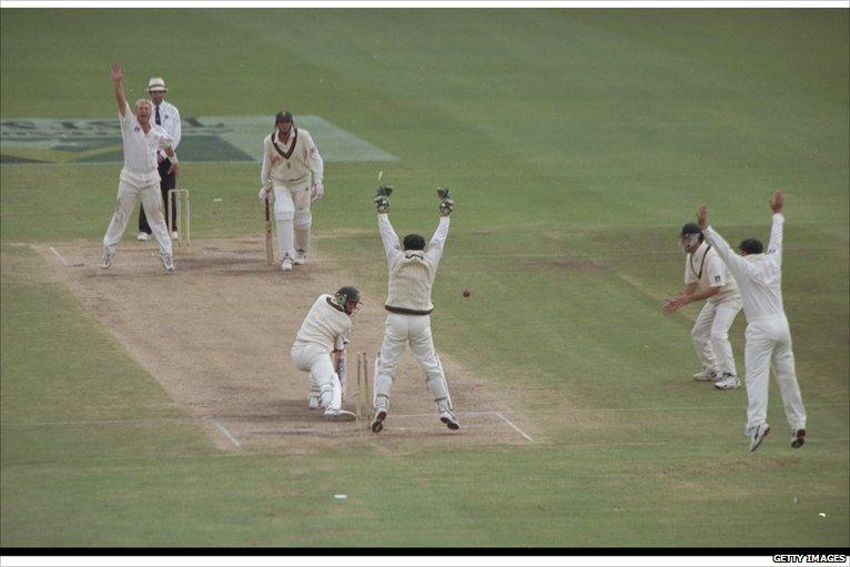 Shane Warne's 300th Test wicket